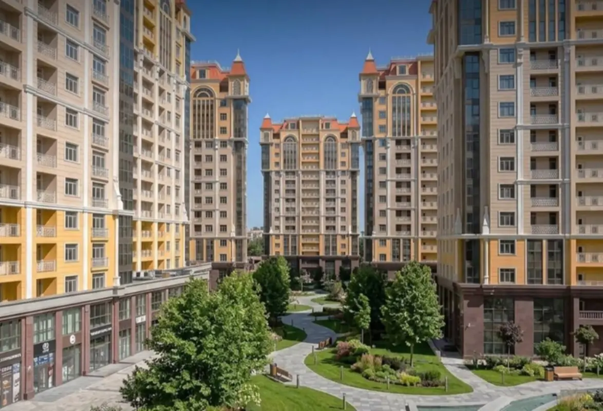 Satılır 3 otaqlı mənzil 112 m²