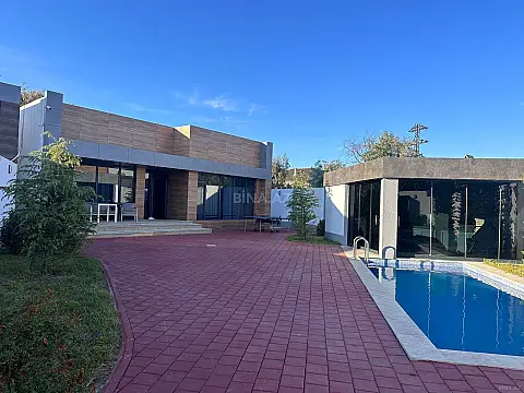 Kirayə verilir 4 otaqlı həyət evi 200 m² — Bakı, Mərdəkan 4 otaq 200.00 m²