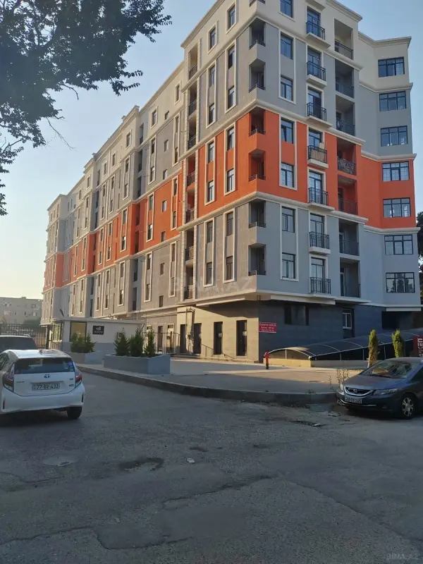 Satılır obyekt 100 m²