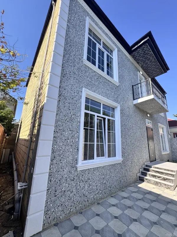 Satılır 6 otaqlı həyət evi 200 m²
