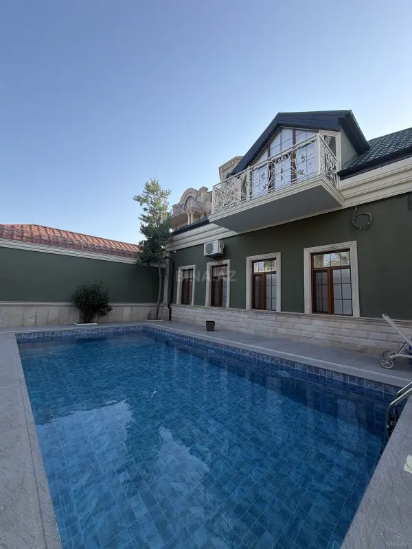 Satılır 6 otaqlı həyət evi 450 m²