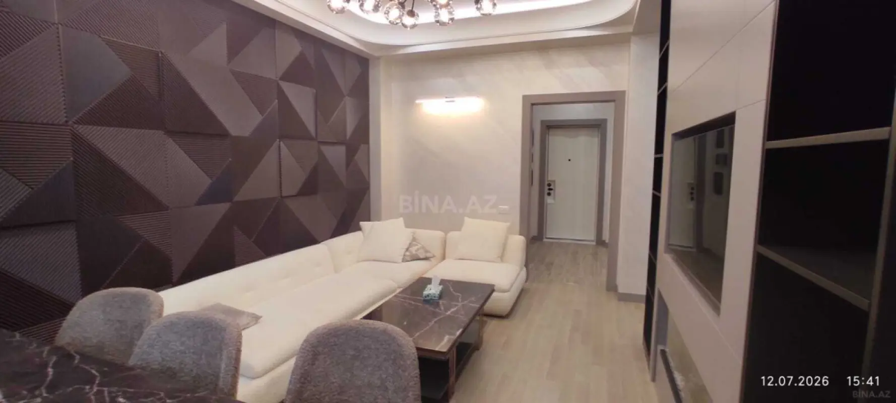 Kirayə verilir 2 otaqlı mənzil 100 m²
