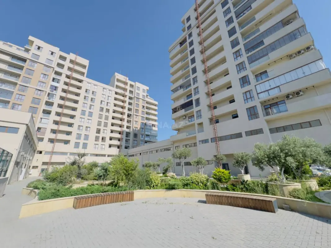 Satılır 2 otaqlı mənzil 70 m²