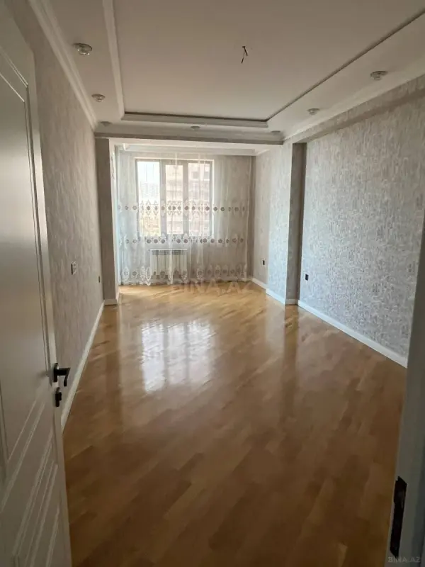 Satılır 2 otaqlı mənzil 70 m²