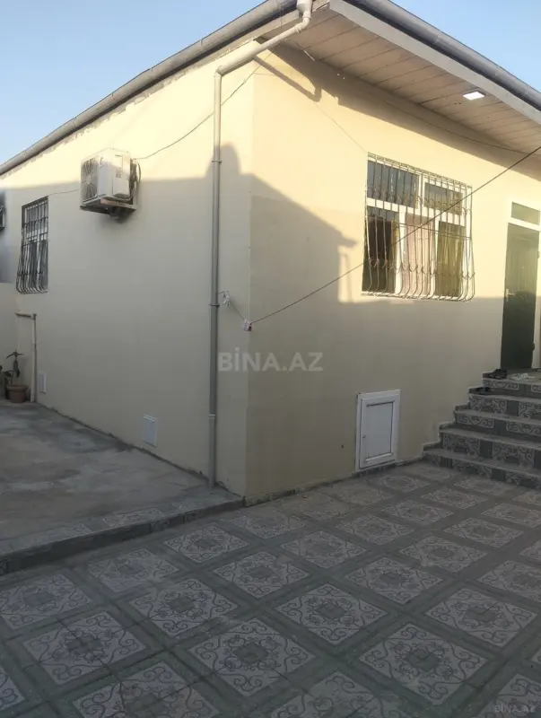 Satılır 6 otaqlı həyət evi 144 m²