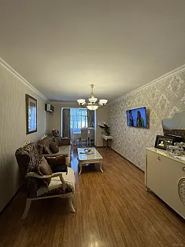 Satılır 3 otaqlı mənzil 80 m² — Bakı, İnşaatçılar 3 otaq 80.00 m²