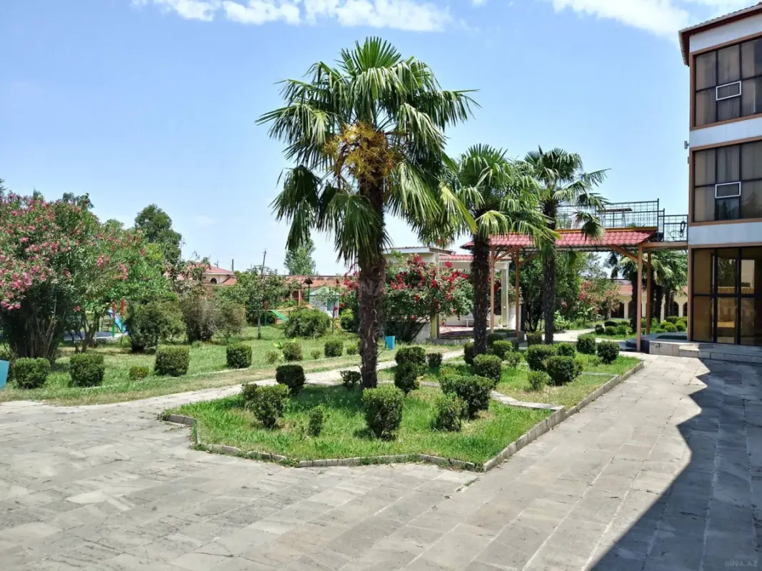 Satılır obyekt 1500 m²