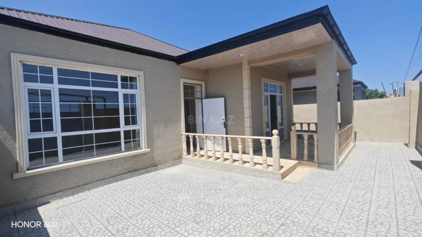Satılır 4 otaqlı həyət evi 95 m²