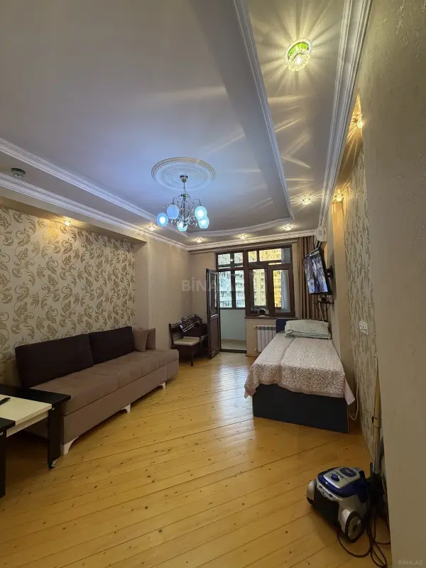 Satılır 3 otaqlı mənzil 120 m²