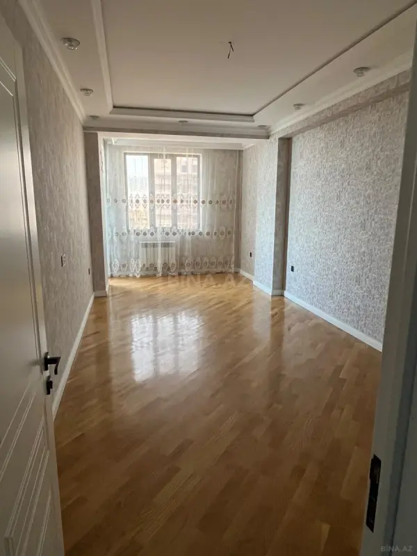 Satılır 2 otaqlı mənzil 68 m²