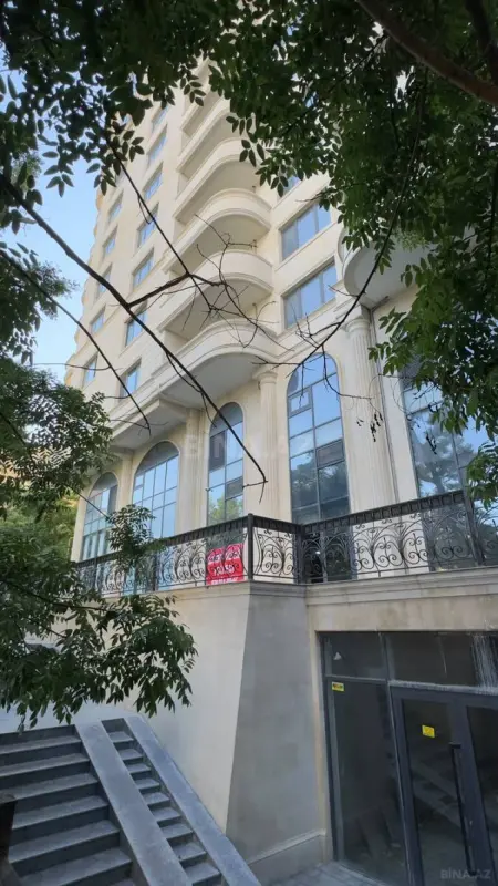 Kirayə verilir obyekt 320 m²