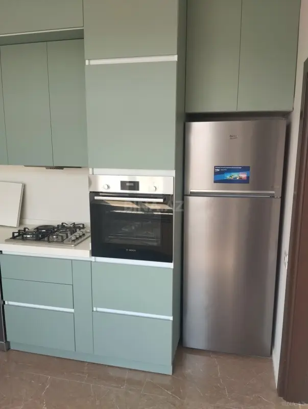 Kirayə verilir 2 otaqlı mənzil 75 m²