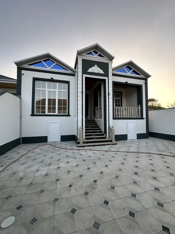 Satılır 4 otaqlı həyət evi 110 m²