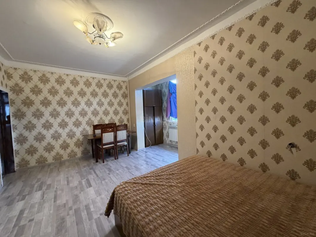 Satılır 1 otaqlı mənzil 40 m²