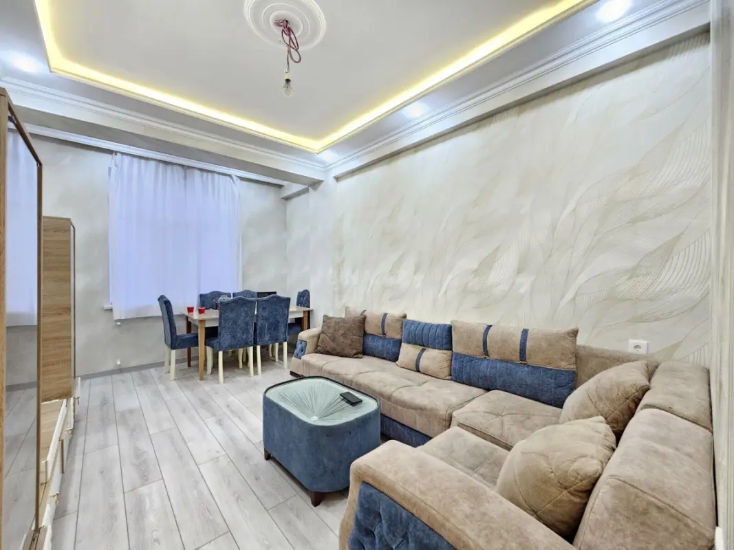 Satılır 2 otaqlı mənzil 47 m²