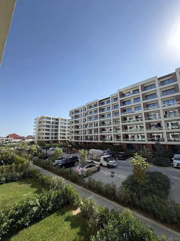 Satılır 1 otaqlı mənzil 58 m²