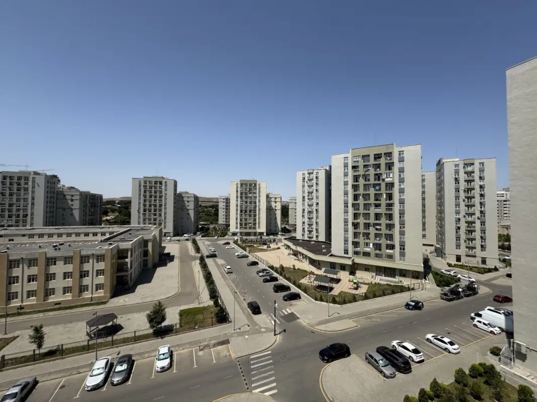 Satılır 2 otaqlı mənzil 64 m²