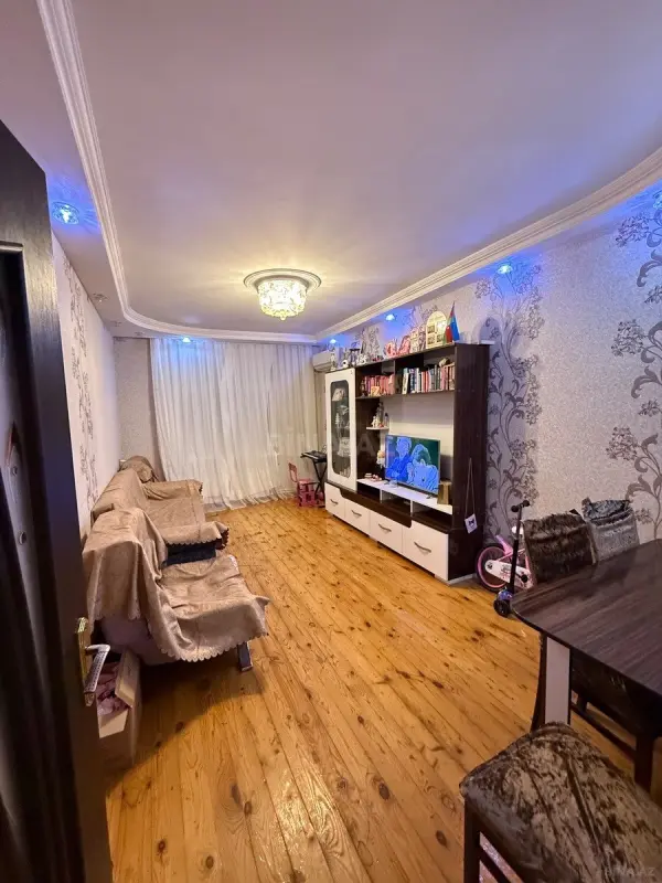 Satılır 3 otaqlı mənzil 55 m²