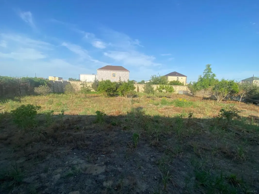 Satılır torpaq sahəsi 12 m²