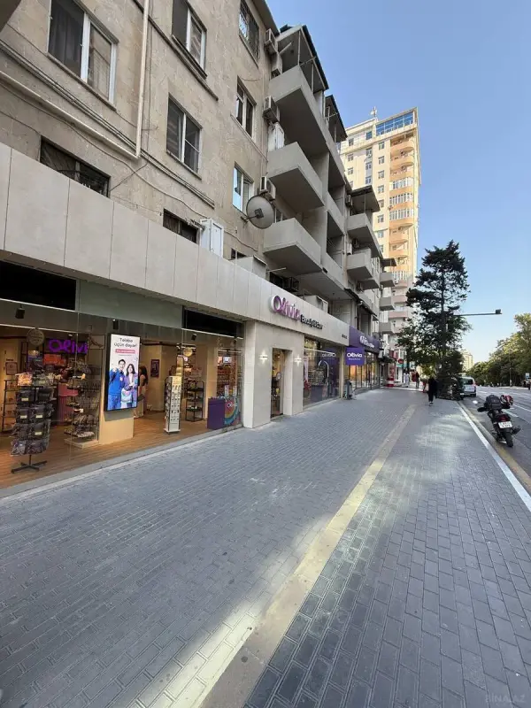 Kirayə verilir obyekt 370 m²