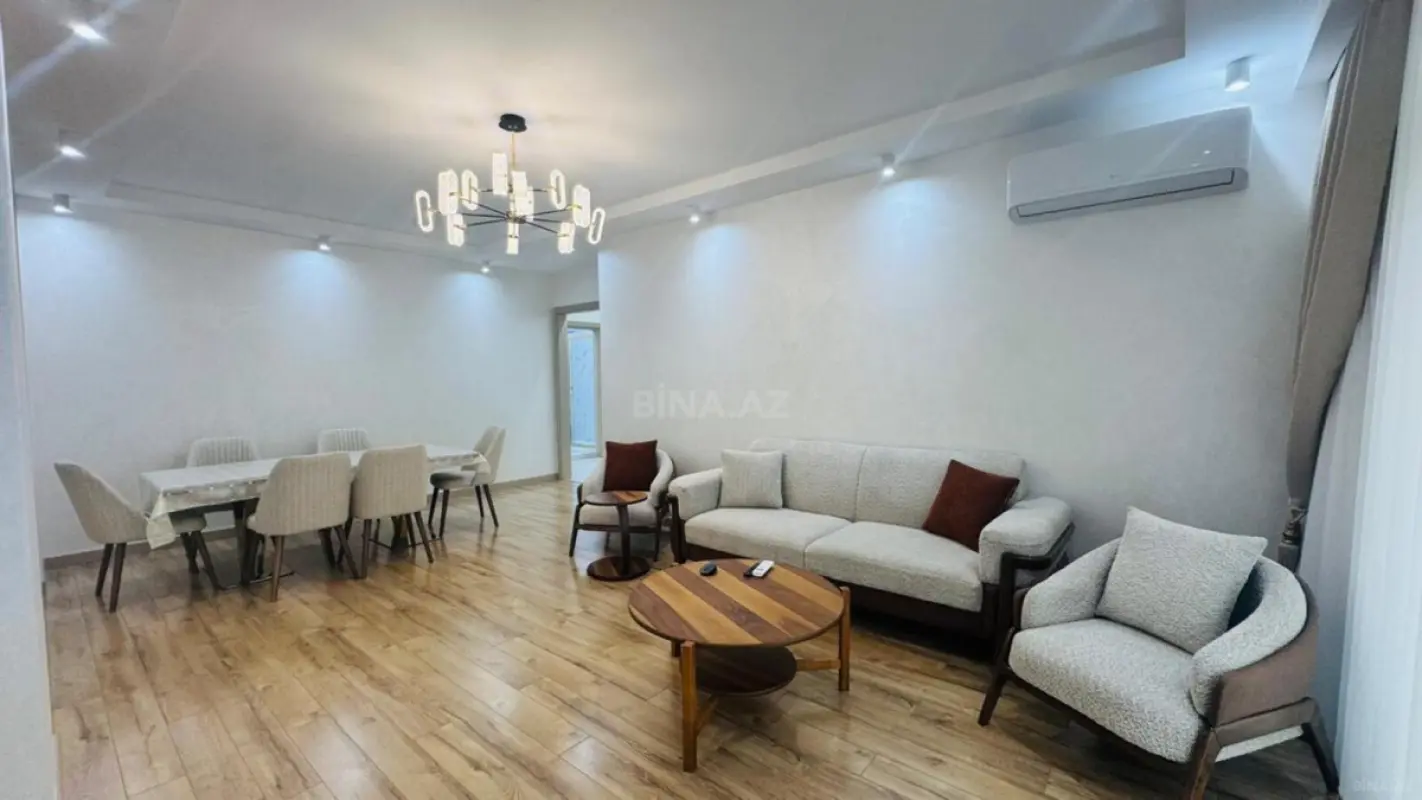 Kirayə verilir 3 otaqlı mənzil 148 m²