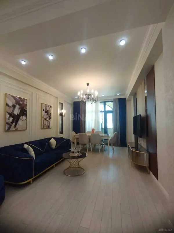 Satılır 3 otaqlı mənzil 112 m²