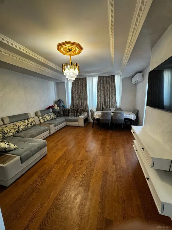 Satılır 2 otaqlı mənzil 85 m²
