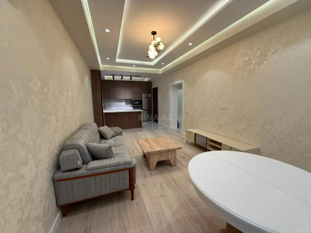 Kirayə verilir 2 otaqlı mənzil 80 m²