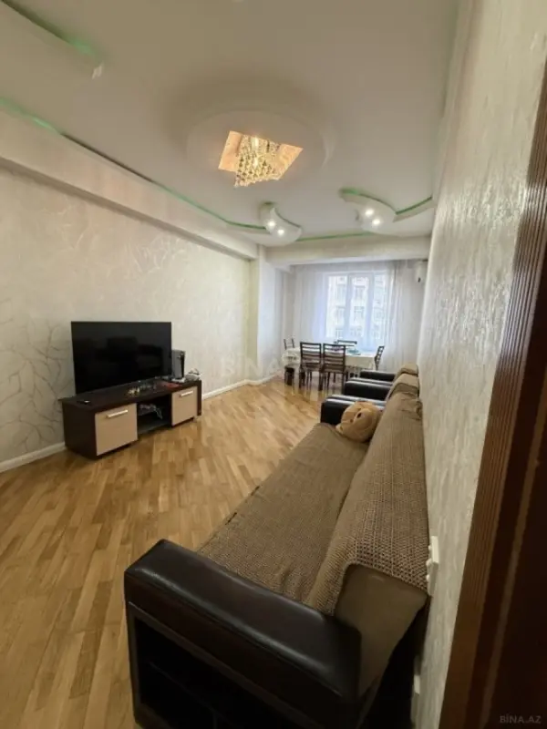 Satılır 2 otaqlı mənzil 100 m²