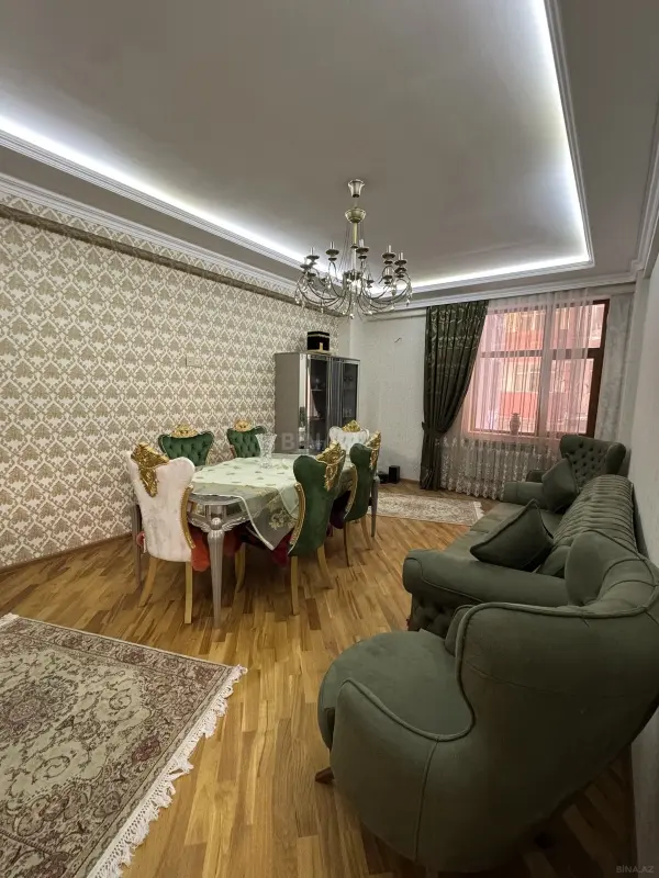 Kirayə verilir 2 otaqlı mənzil 86 m²