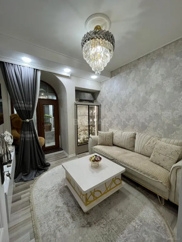 Satılır 2 otaqlı mənzil 48 m²