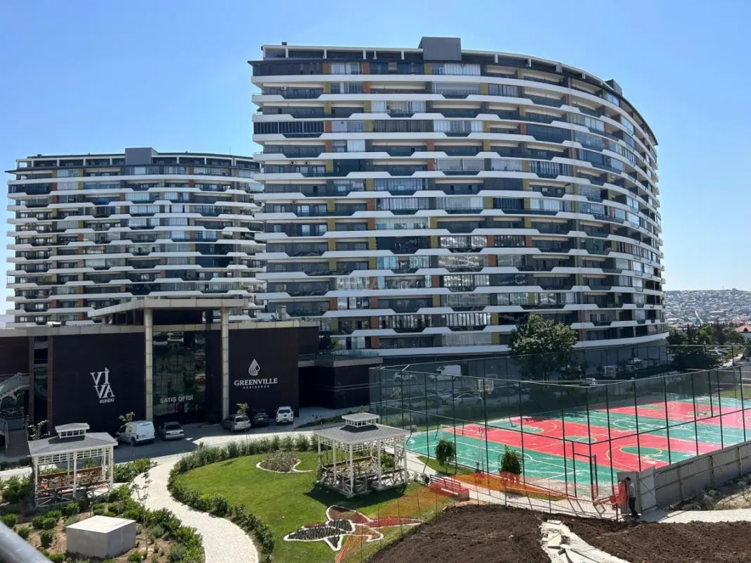 Satılır 3 otaqlı mənzil 114 m²