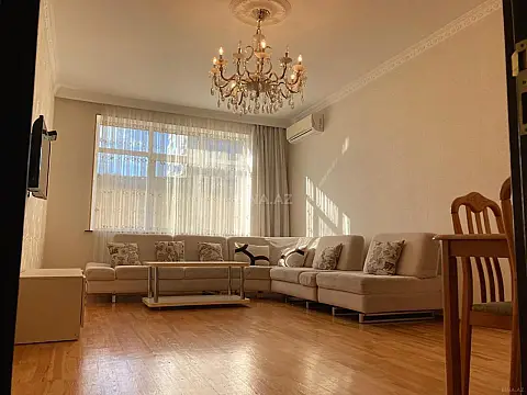 Kirayə verilir 3 otaqlı mənzil 100 m² — Bakı, Nəsimi 3 otaq 100.00 m²