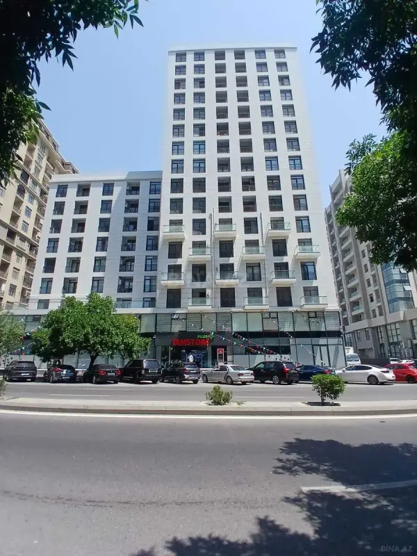 Satılır 2 otaqlı mənzil 84 m²