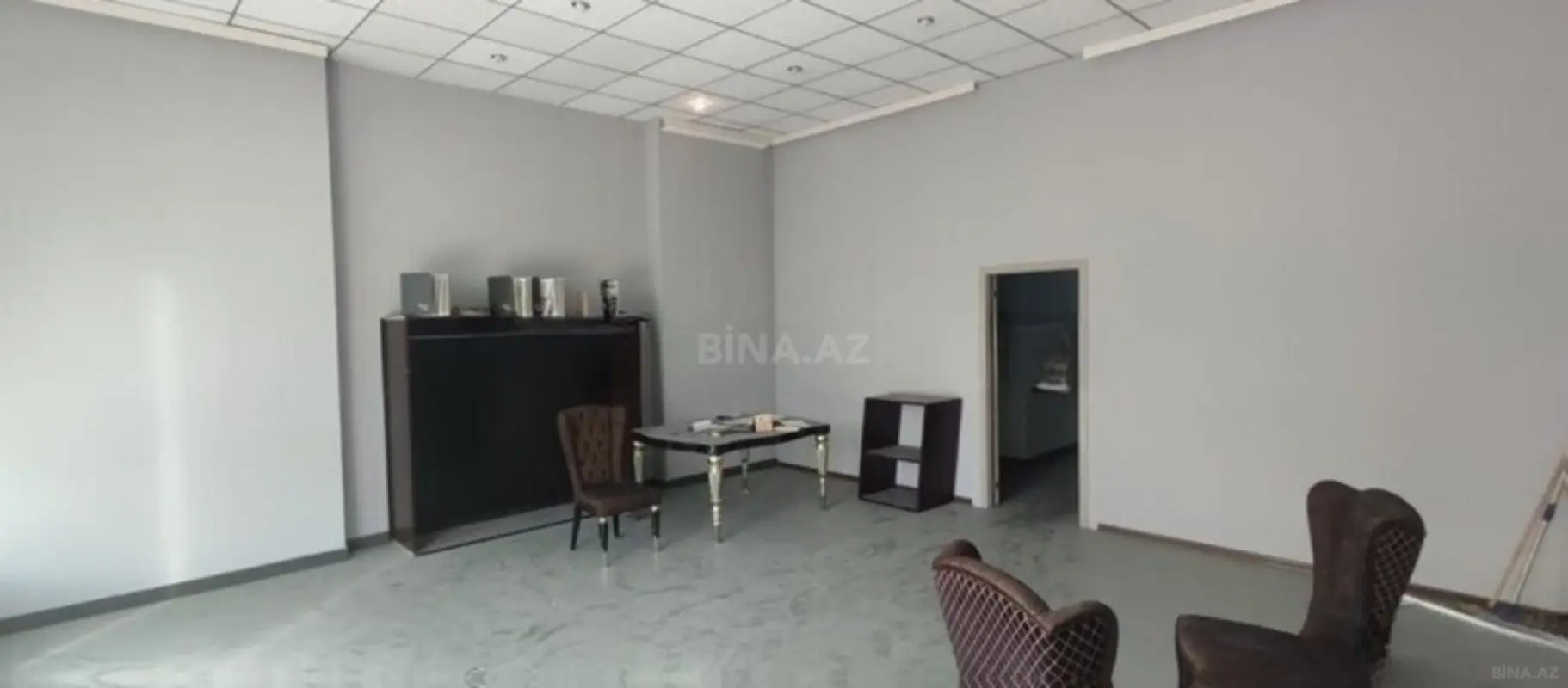 Kirayə verilir obyekt 120 m²