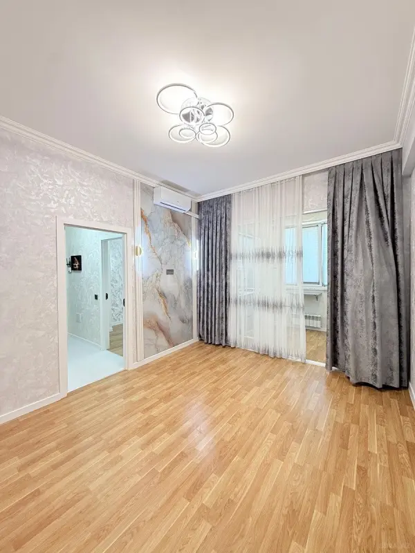 Satılır 2 otaqlı mənzil 43 m²