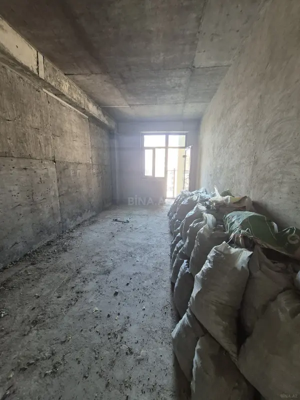 Satılır 3 otaqlı mənzil 120 m²