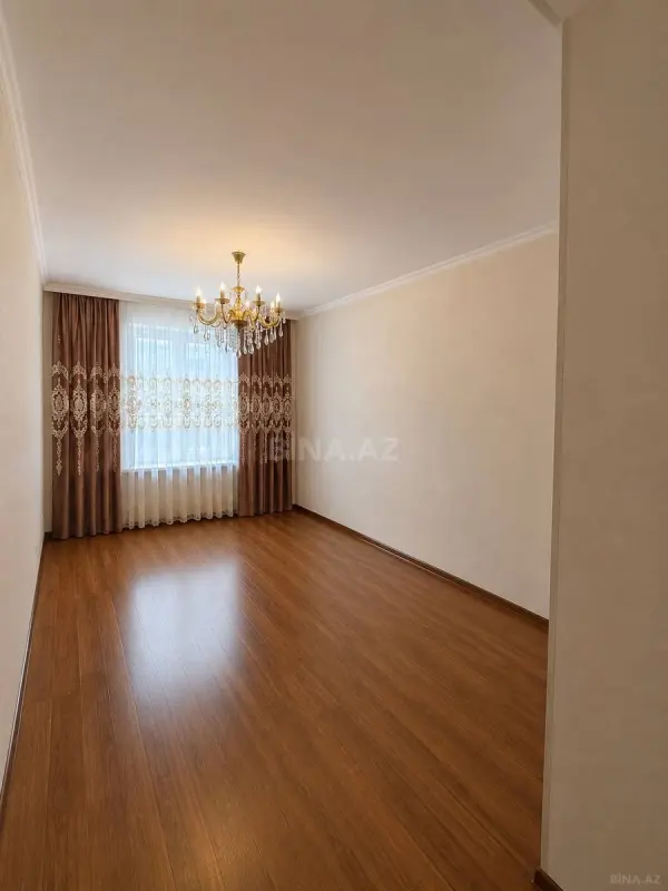 Satılır 3 otaqlı mənzil 87 m²