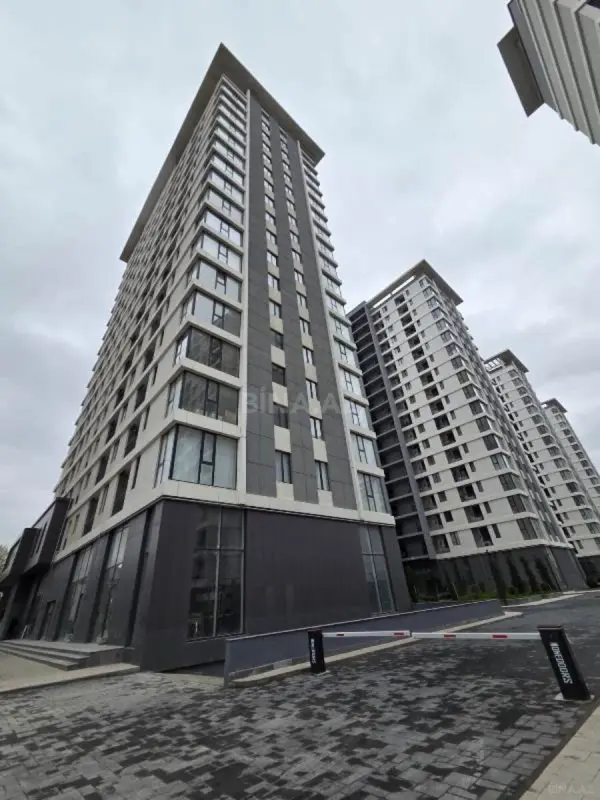 Satılır 3 otaqlı mənzil 77 m²
