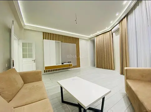 Satılır 3 otaqlı mənzil 130 m² — Bakı, İnşaatçılar 3 otaq 130.00 m²