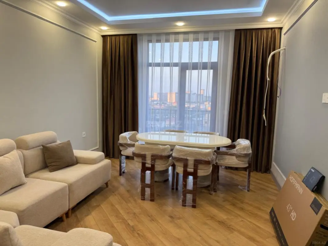 Kirayə verilir 2 otaqlı mənzil 95 m²