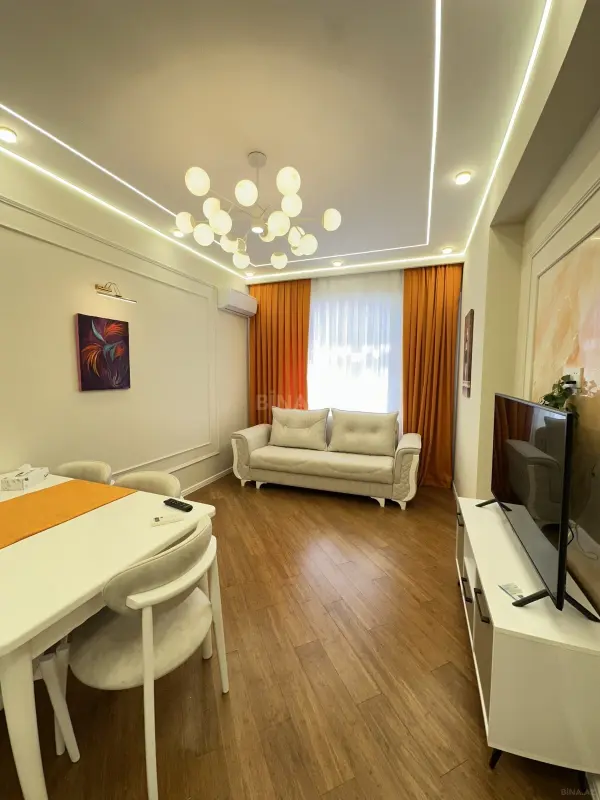 Satılır 2 otaqlı mənzil 52 m²