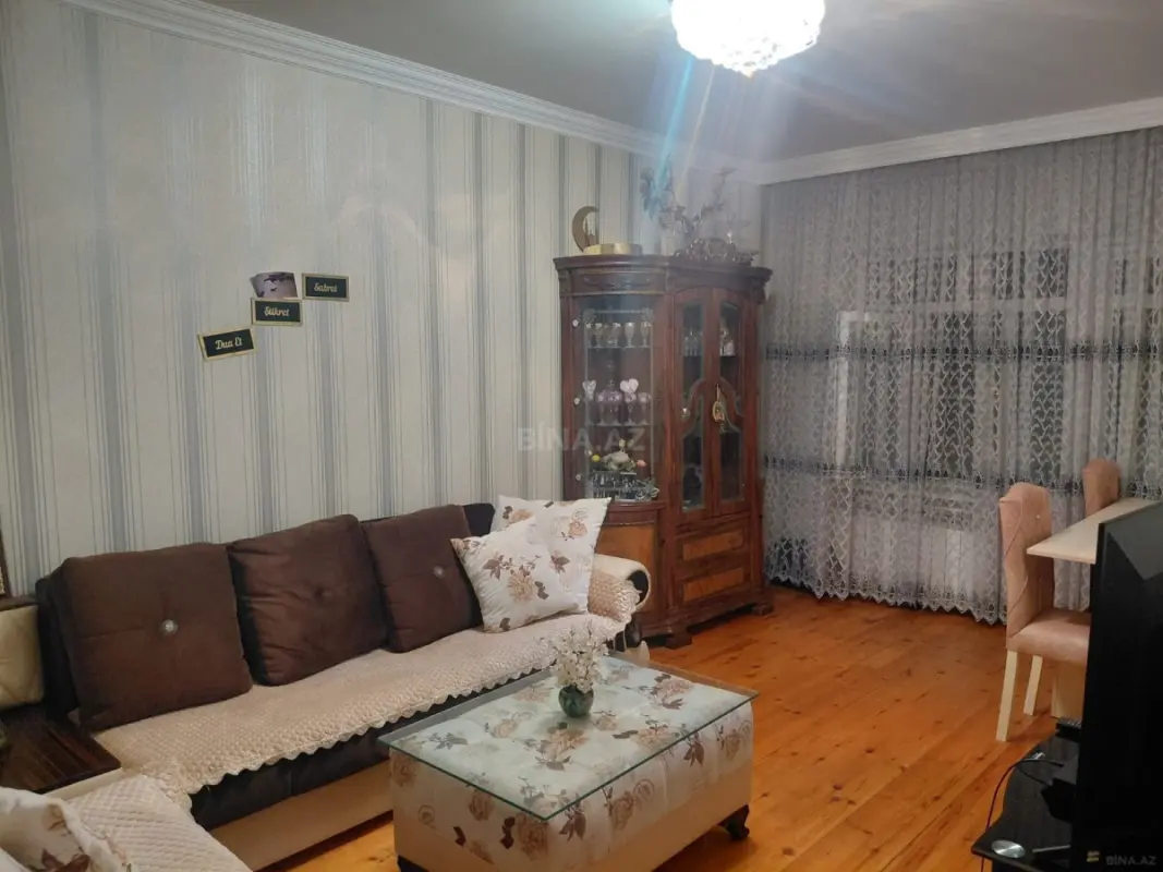 Satılır 2 otaqlı mənzil 60 m²