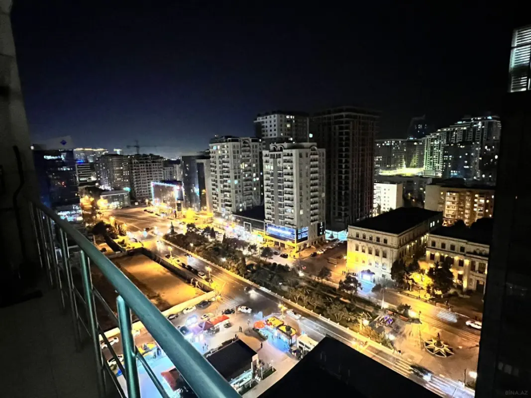 Satılır 2 otaqlı mənzil 94 m²