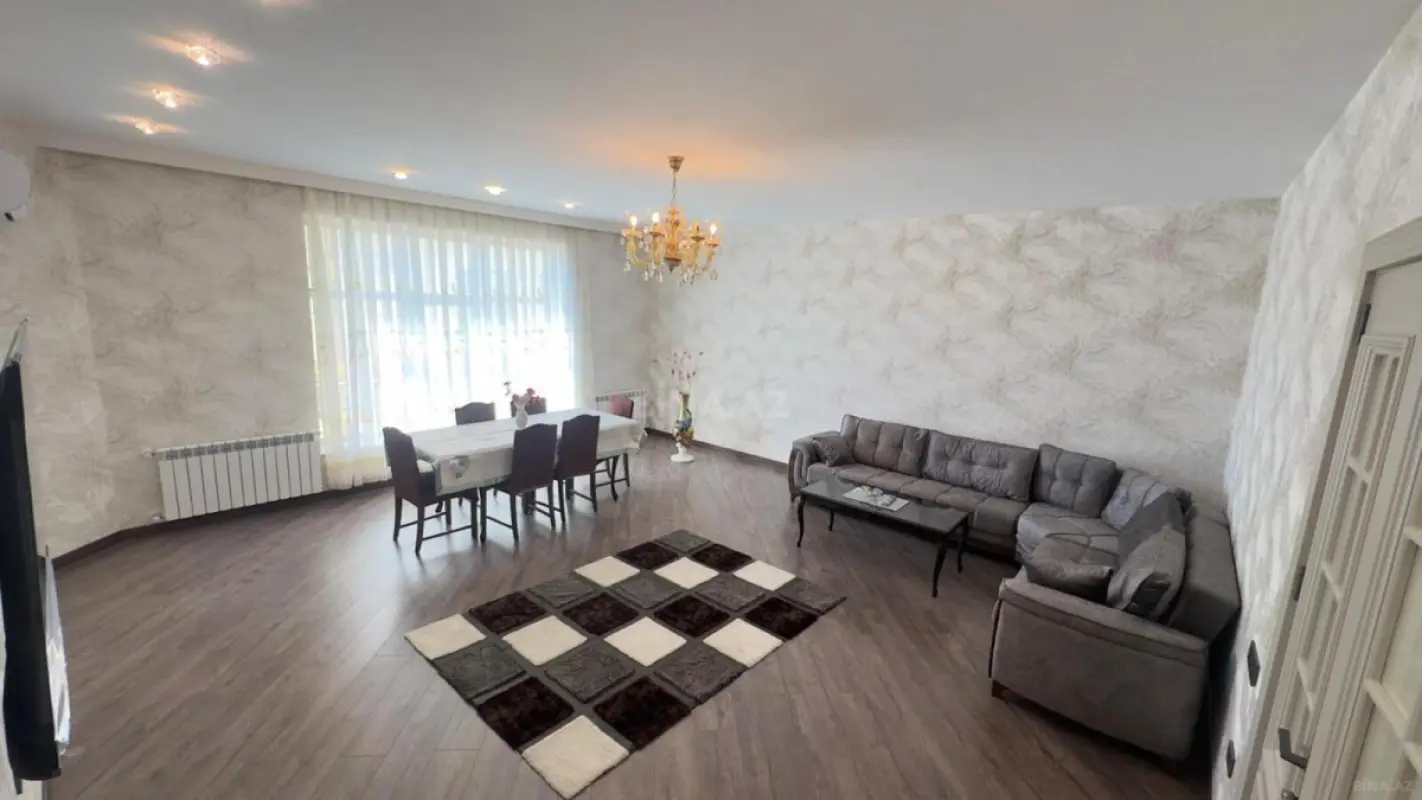 Kirayə verilir 4 otaqlı mənzil 145 m²