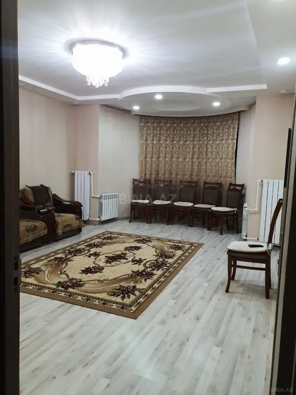 Satılır 2 otaqlı mənzil 70 m²