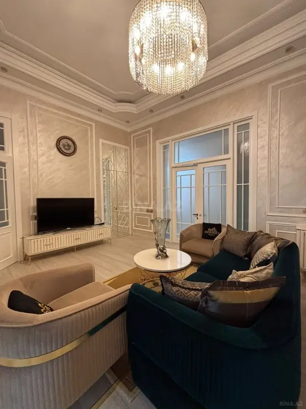 Satılır 3 otaqlı mənzil 120 m²
