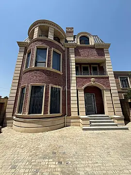 Satılır 6 otaqlı həyət evi 360 m² — Xırdalan 6 otaq 360.00 m²