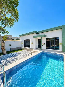 Satılır 4 otaqlı həyət evi 135 m² — Bakı, Buzovna 4 otaq 135.00 m²