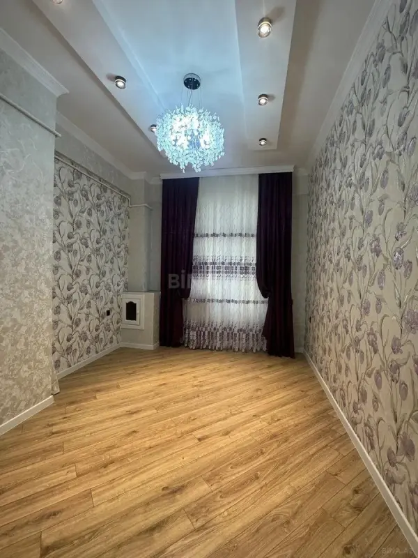 Satılır 2 otaqlı mənzil 71 m²